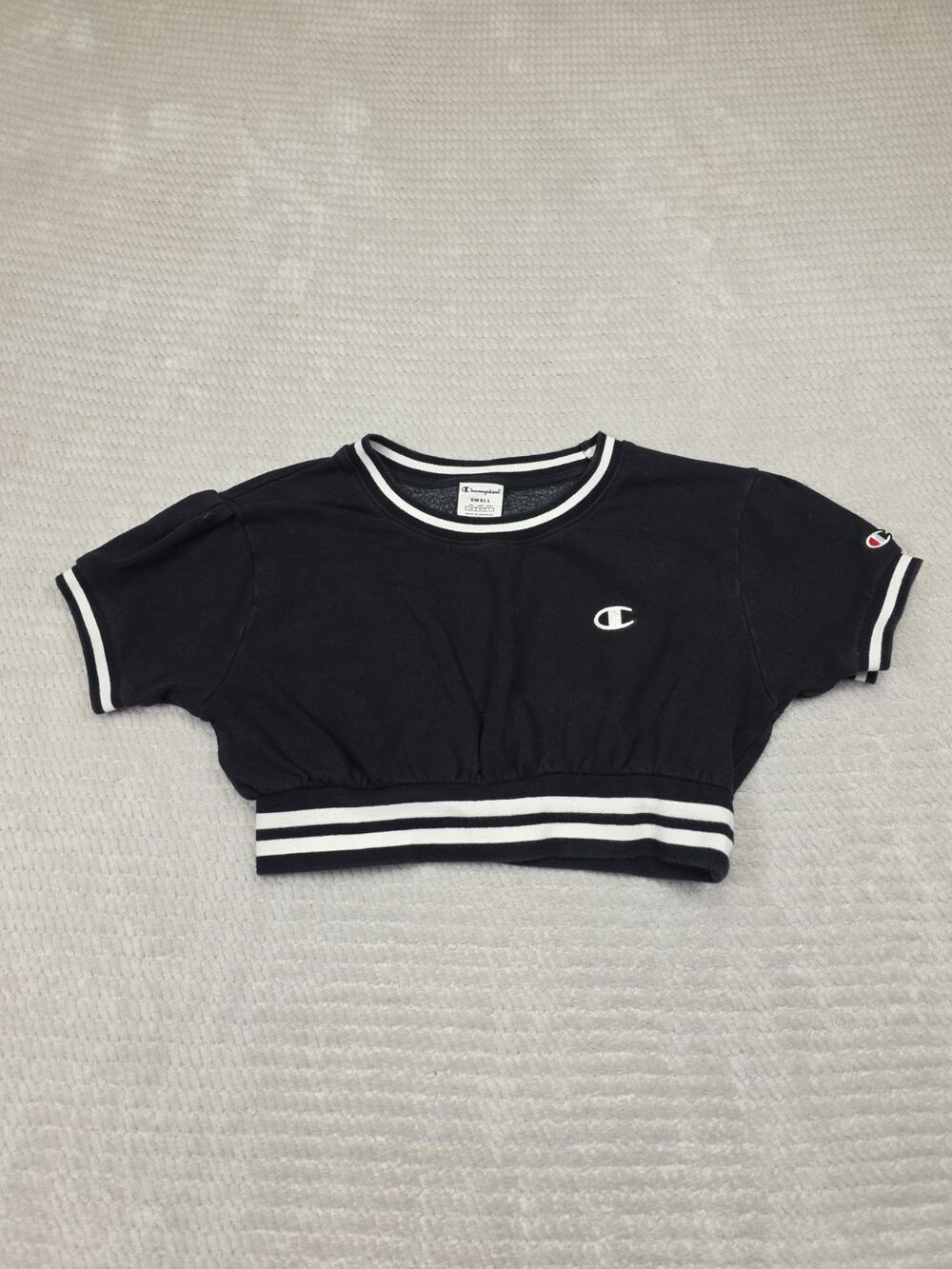 Champion Shirt Womens Small Cropped Black Short Sleeve Sweatshirt